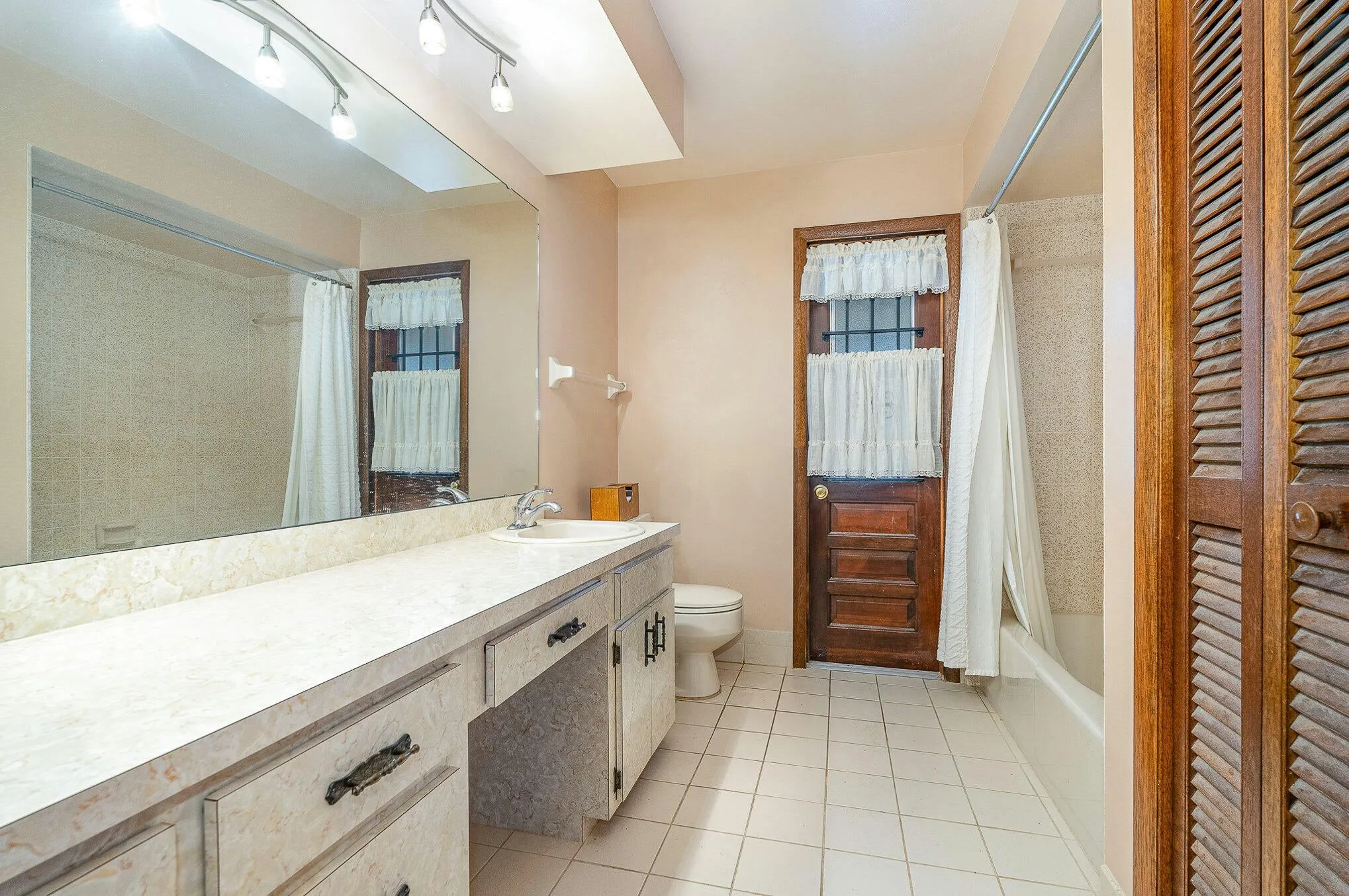 Bathroom remodel before in Melbourne, FL